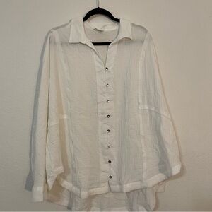 Cato woman’s lagenlook White Button-Up top size 18/20 plus relaxed fit gauze